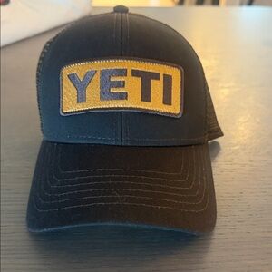 Yeti hat